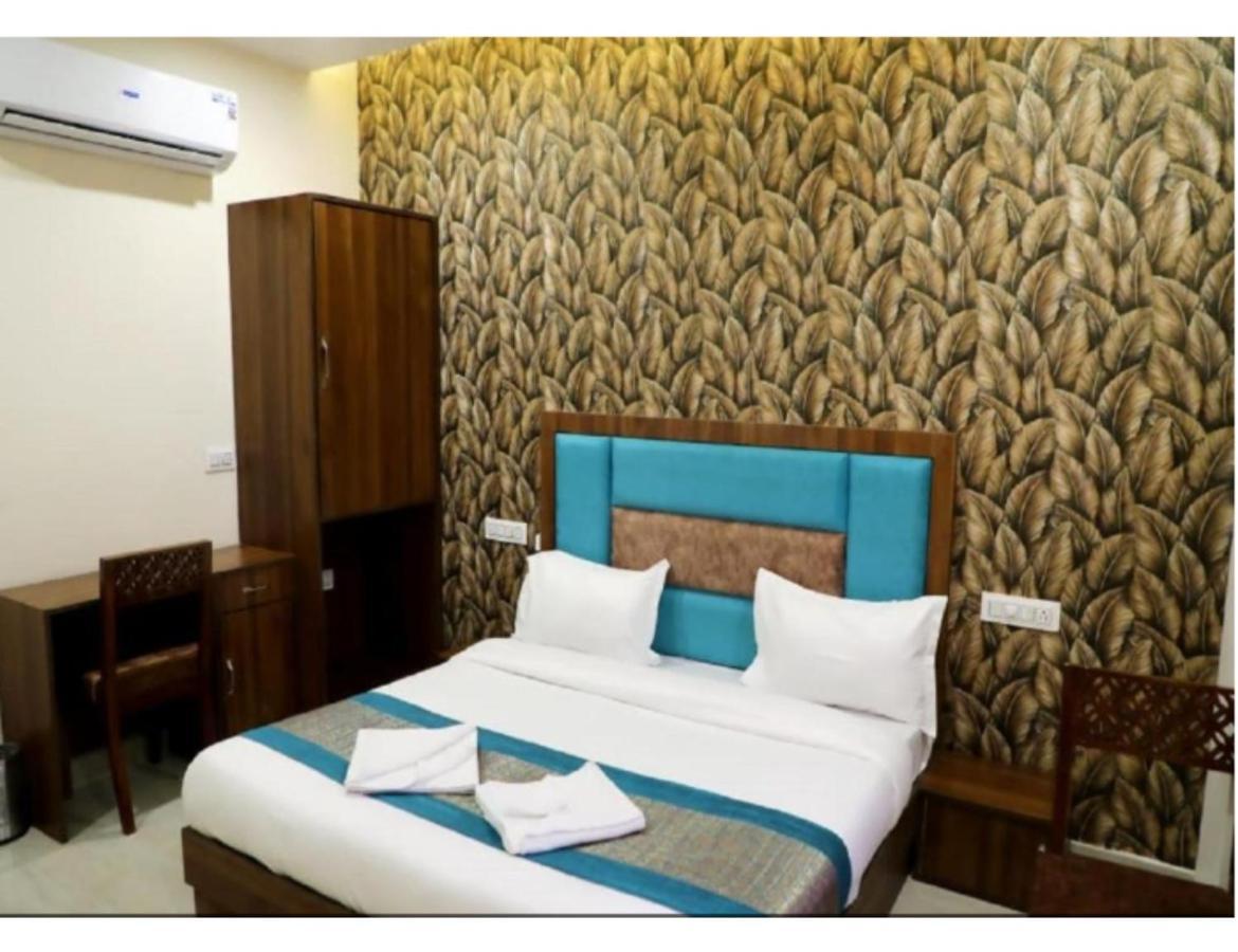 Hotel Royal Villa 2, Amritsar Esterno foto